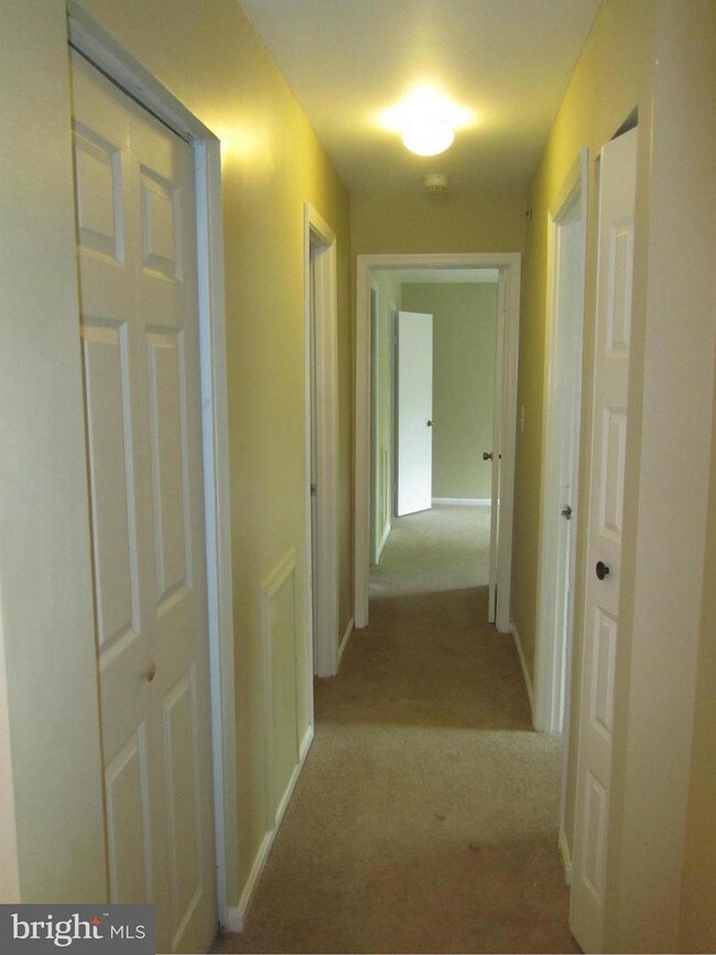 4801 River Valley Way Unit 129, Bowie, MD 20720 Room for Rent in