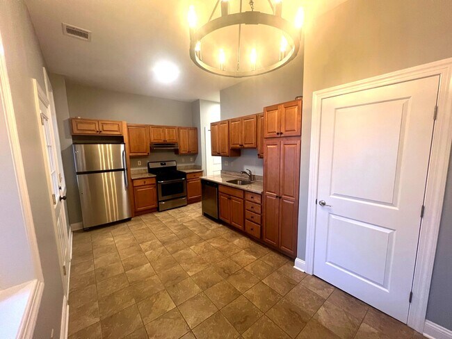 Kitchen - 77-79 Washington St