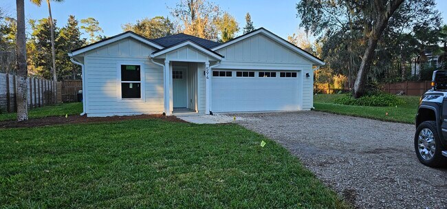 Photo - 594 N Wilderness Trail House