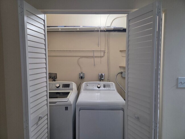 Foto del edificio - 8605 Huron Ct