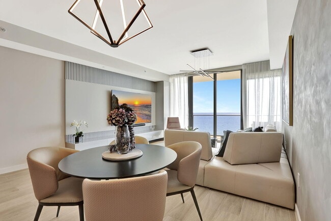 Foto del edificio - 1116 N Ocean Blvd