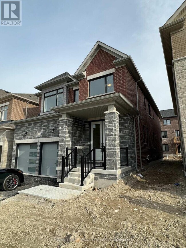 Building Photo - 5 Sassafras Rd