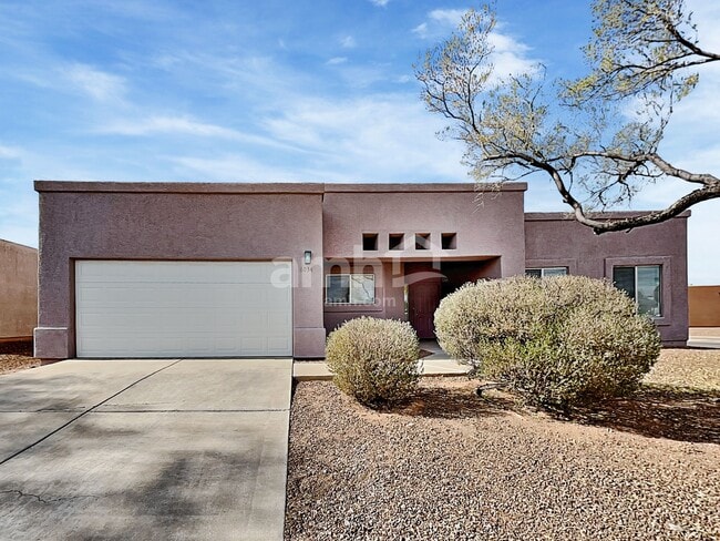 Building Photo - 6034 S Lostan Ave