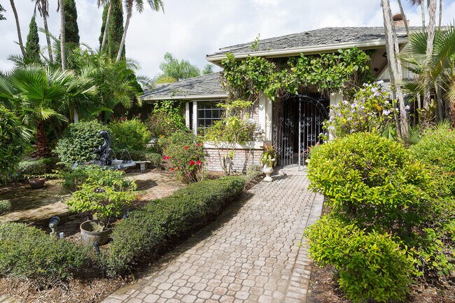 Building Photo - 11839 Maidstone Dr