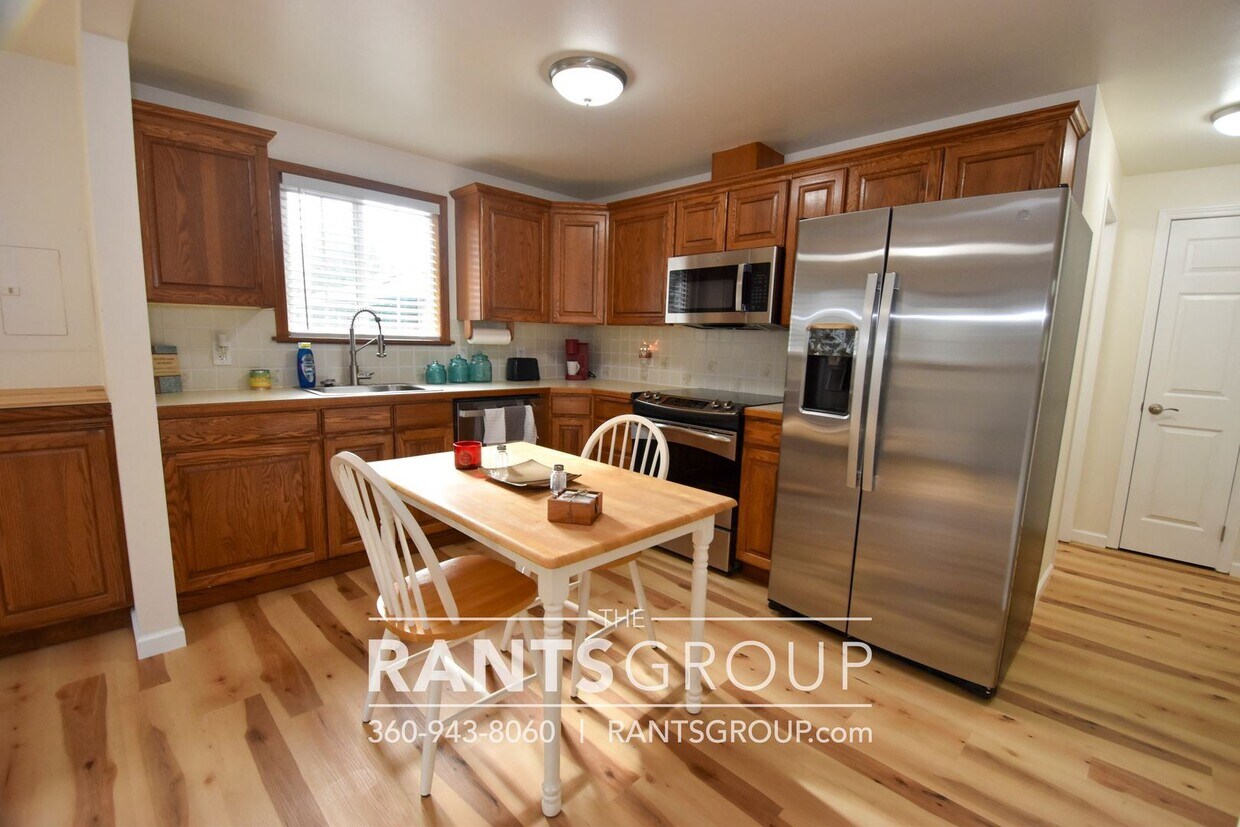 Foto principal - 1 br, 1 bath House - 6930 6th Ave SW