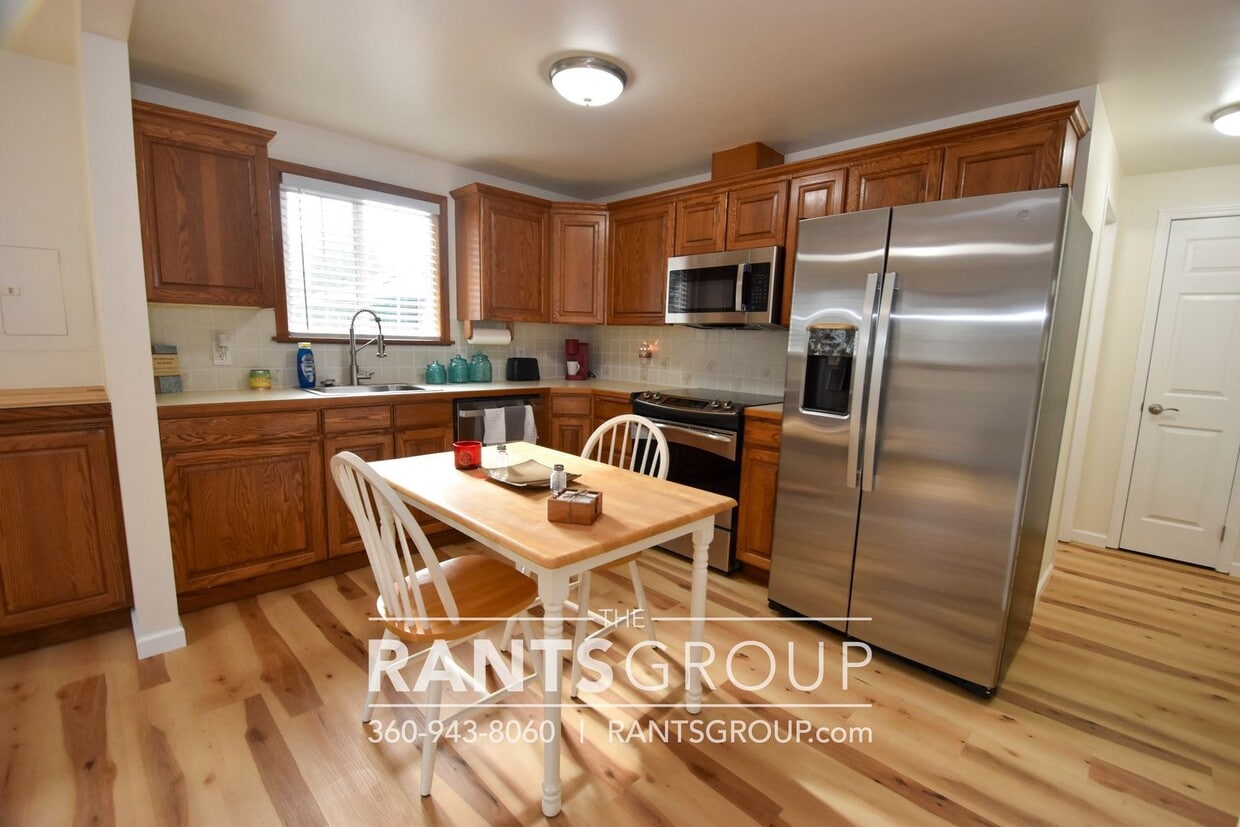 Primary Photo - 1 br, 1 bath House - 6930 6th Ave SW