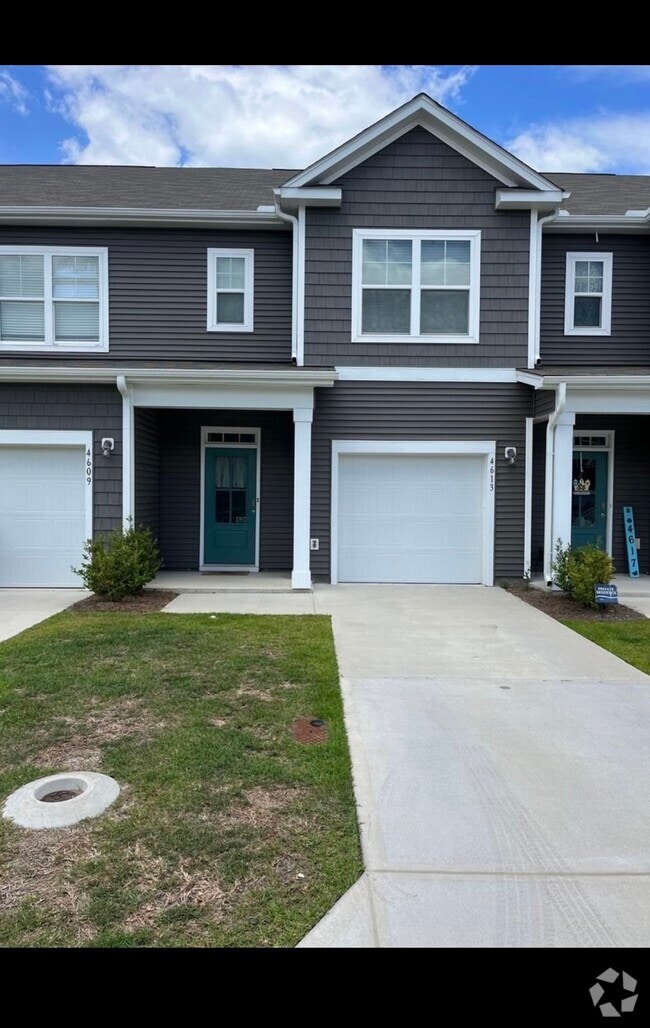 Building Photo - 4613 Wildaire Ln