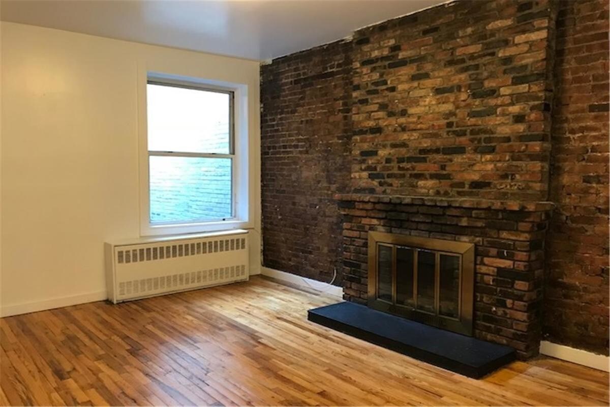 Primary Photo - 248 W 26th St