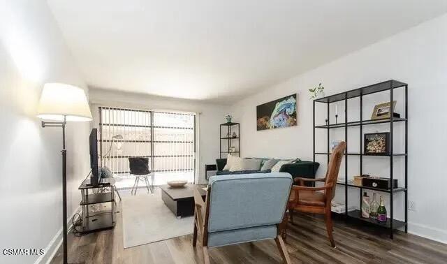Foto del edificio - 10982 Roebling Ave