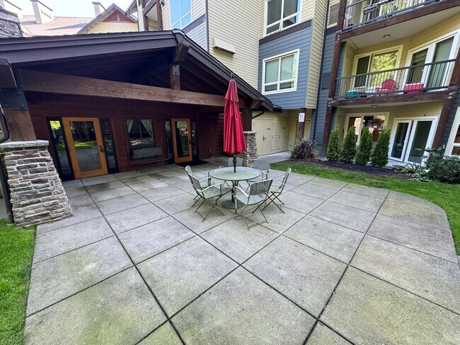 Foto del edificio - 2bd/1.75ba Issaquah Condo