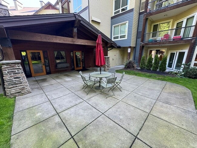 Building Photo - 2bd/1.75ba Issaquah Condo