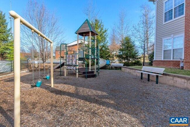 Foto del edificio - 985 Glenwood Station Ln