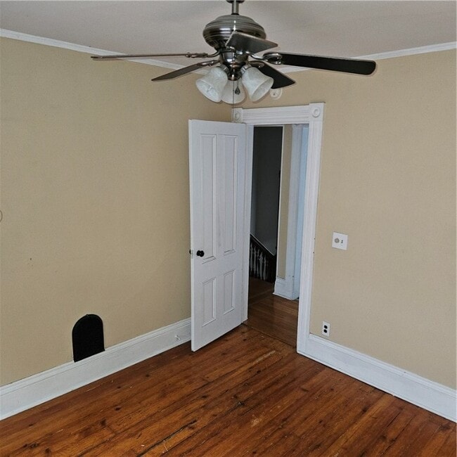 Building Photo - 108 Boardman St