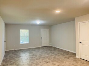 Building Photo - 15504 Big Bow Bend
