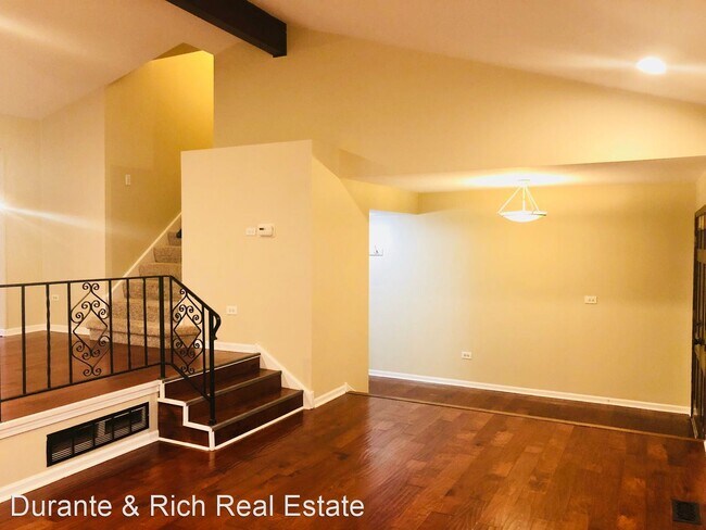 Foto del edificio - 3 br, 2.5 bath House - 2642 N. Forrest Lane