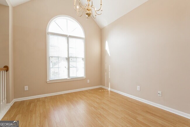 Building Photo - 605 Oxford Crest Ct NW