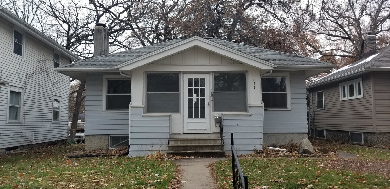 Foto principal - 1051 Daniels St NE
