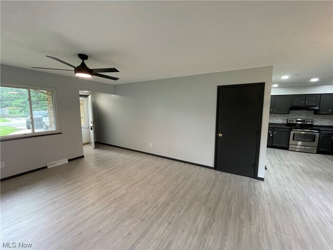 Building Photo - 9761 Fair Rd