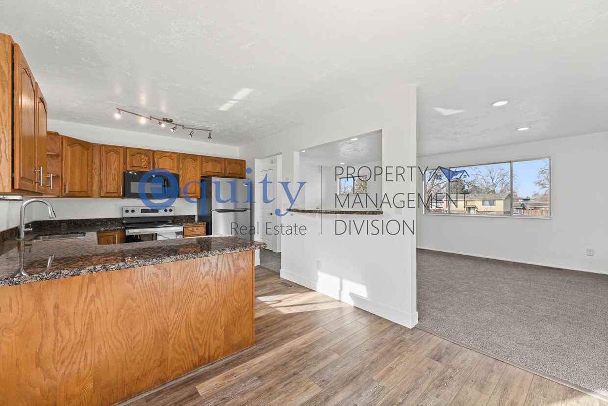 Photo - 8537 S Ray Cir (Sandy, UT)