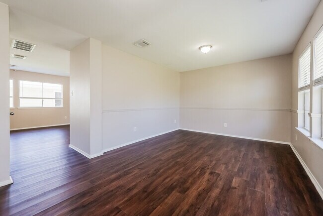 Foto del edificio - 1043 Verde Trails Dr