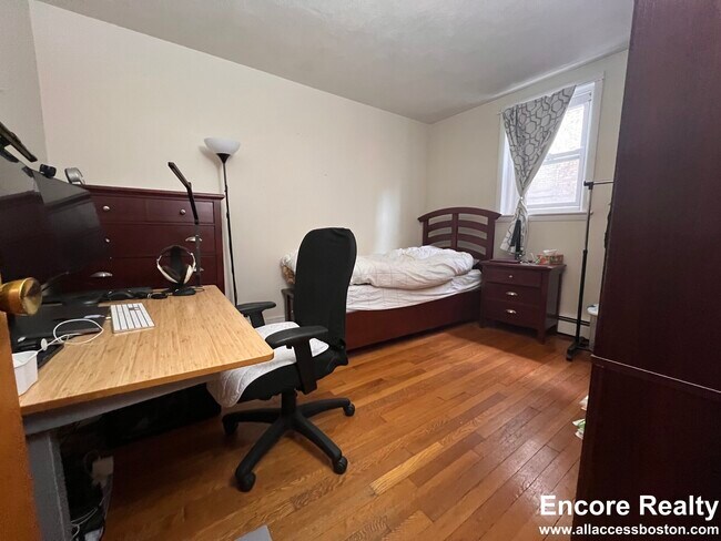 Foto del edificio - 316 Tappan St