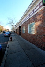 Building Photo - 300 Highland Ave