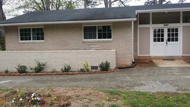 Foto del edificio - 3157 Wesley Chapel Rd
