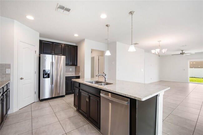 Foto del edificio - 14233 Poke Ridge Dr