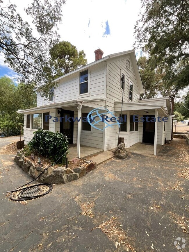 Building Photo - 5670 Willows Rd