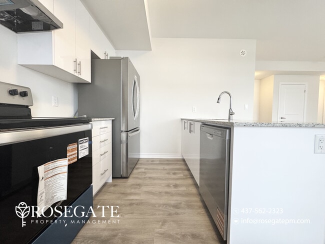 Building Photo - Beautiful 3-Bedroom Townhouse with Garage, Driveway Parking & Private Outdoor Space in Caledon