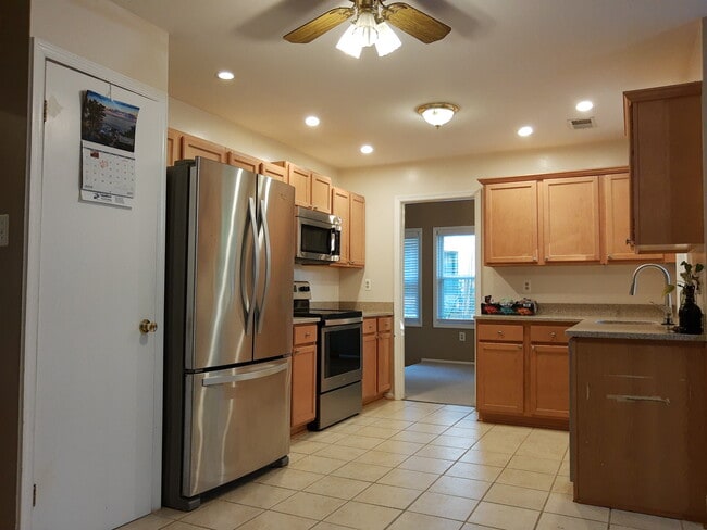 Foto del edificio - 9 Pheasant Run Ct