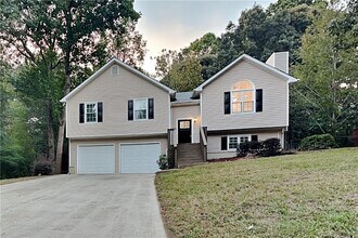 Building Photo - 62 Loxley Ct