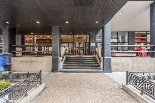 Foto del edificio - 233 E Erie St