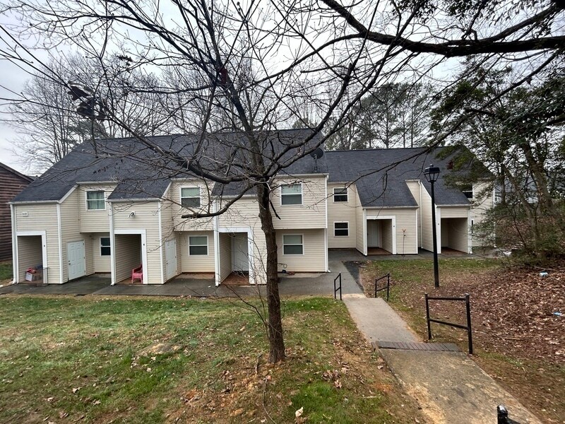 9109 Troon Ln Unit D, Charlotte, NC 28214 Condo for Rent in Charlotte, NC