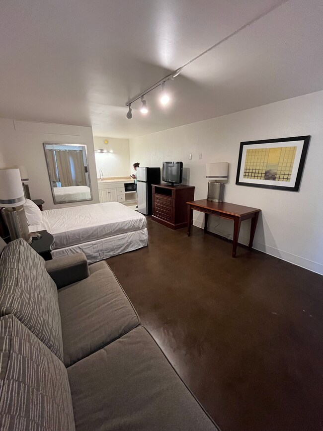 2300 S Texas Ave, Bryan, TX 77802 Apartments in Bryan, TX