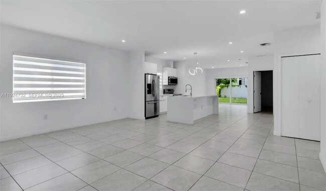 Photo - 23061 SW 124th Ave House