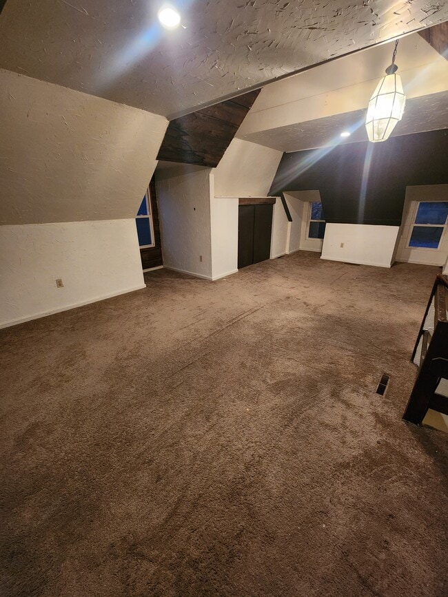 Loft en el tercer piso - 427 1st St