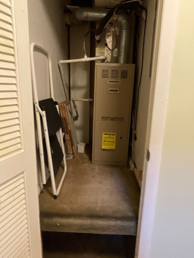 Utility CLoset - 9541 James St