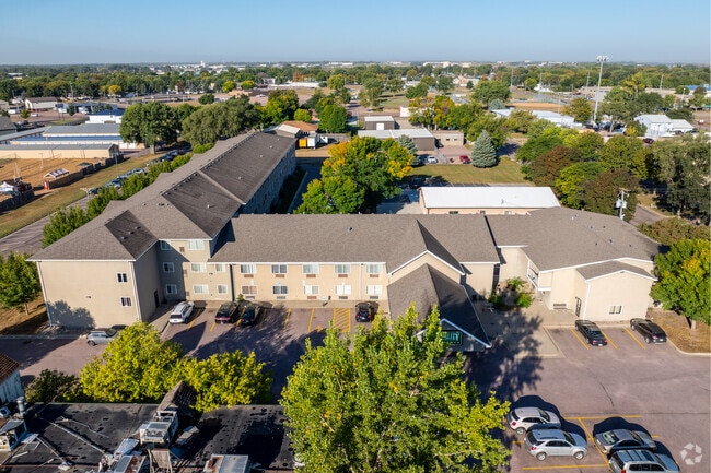 Building Photo - Hospitality Apartments