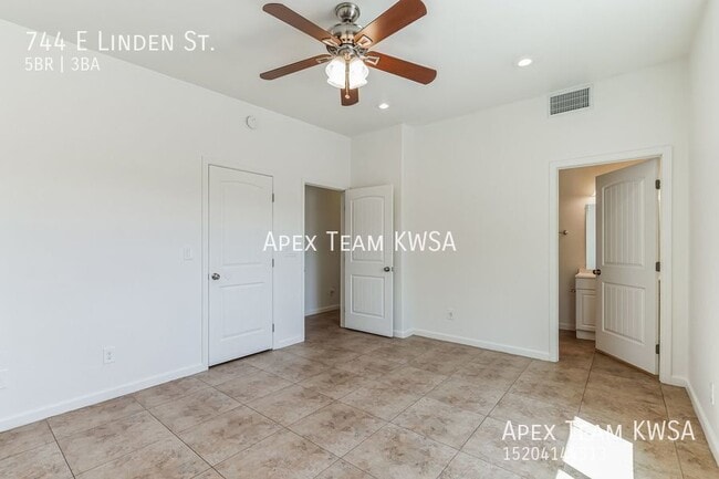 Building Photo - 744 E Linden St