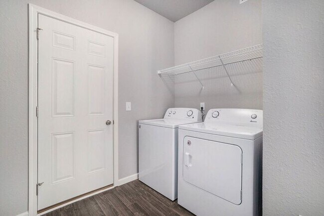 Foto del edificio - 10270 Pennridge Dr