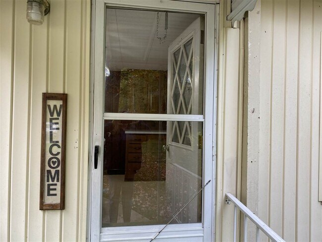 Foto del edificio - 836 Poquonnock Dr