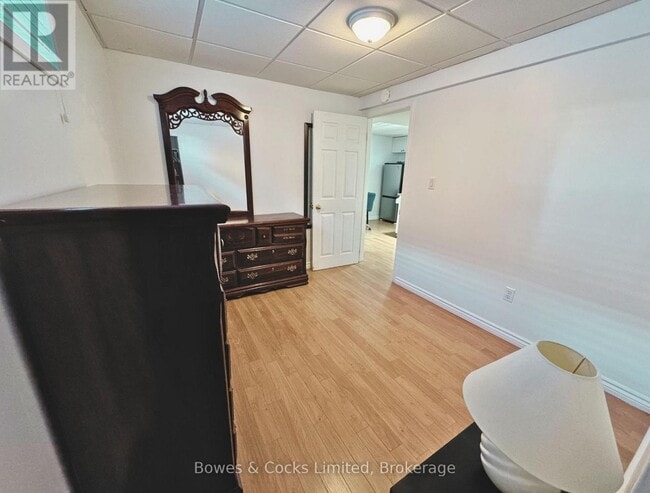 Building Photo - 350 Braidwood Ave