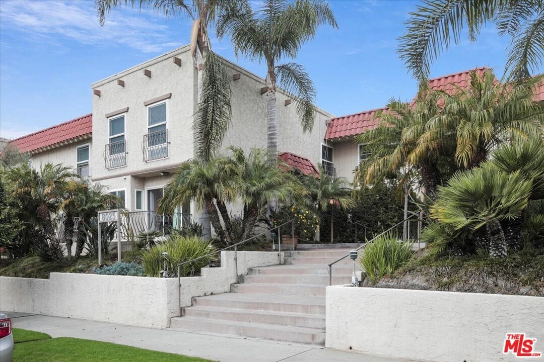 Primary Photo - 8025 Redlands St