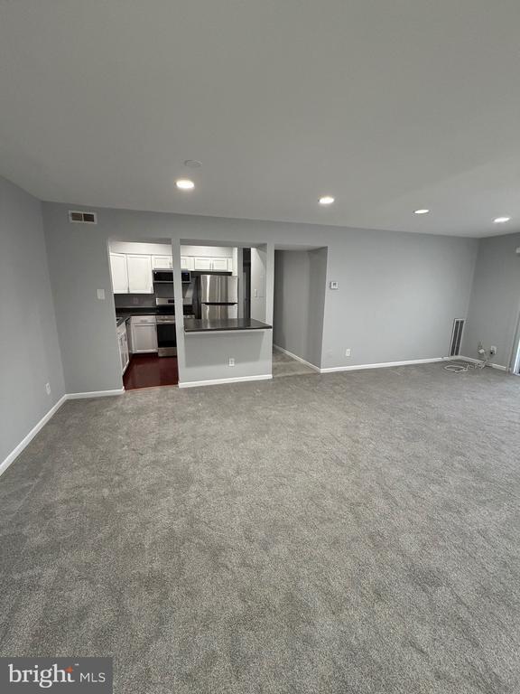 Foto del edificio - 10122 Campus Way S