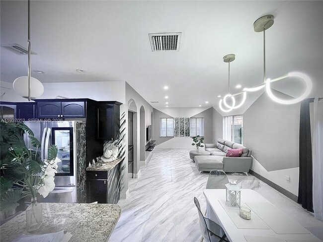 Foto del edificio - 1102 NW 26th St