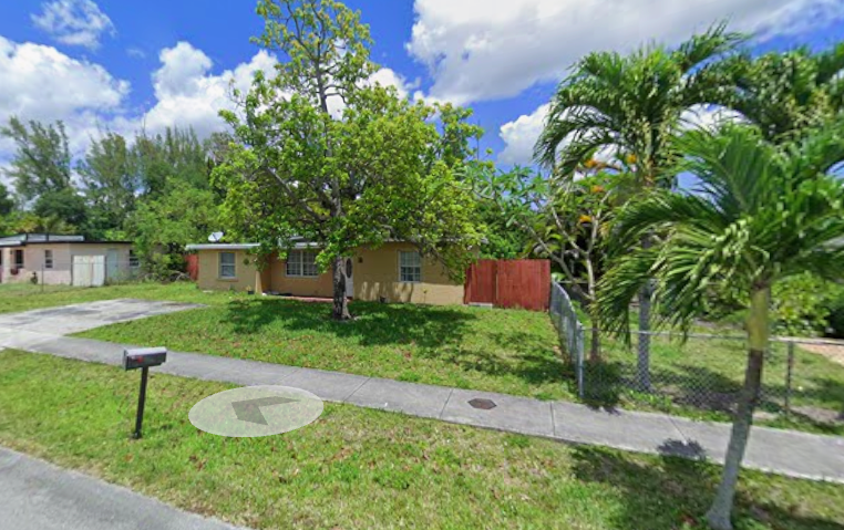 Foto principal - 129 Miami Gardens Rd