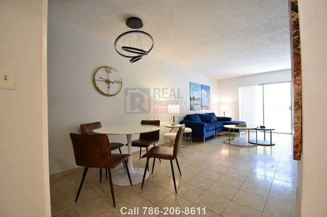 Photo - 1605 Meridian Ave Apartment