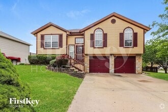 Building Photo - 1709 Shelby Dr