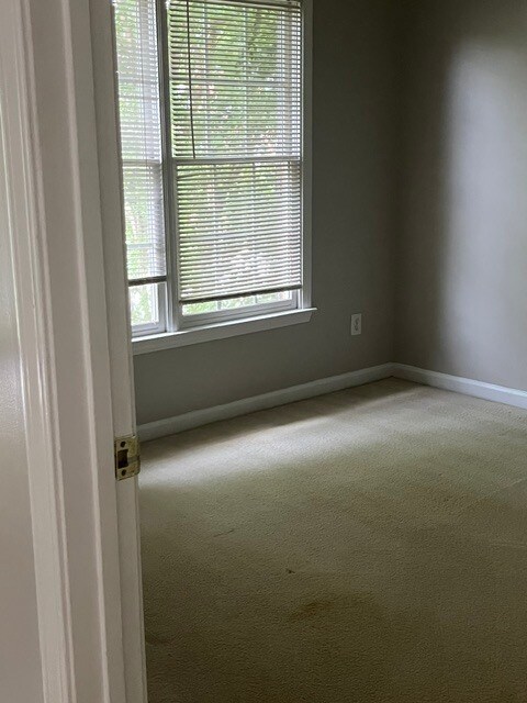 Habitación en la planta de arriba - 1023 Tanners Point Dr